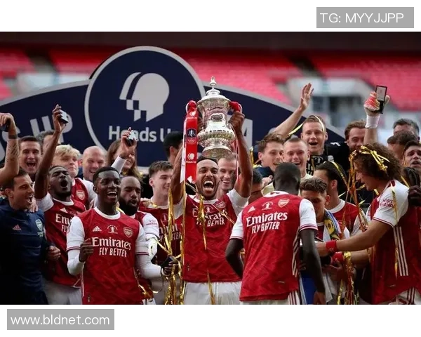 意甲精彩对决阿森纳逆转切尔西全场沸腾战术分析与精彩瞬间回顾