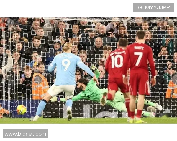 欧联杯精彩对决波尔图逆袭曼城6比2补时进球引爆全场激情